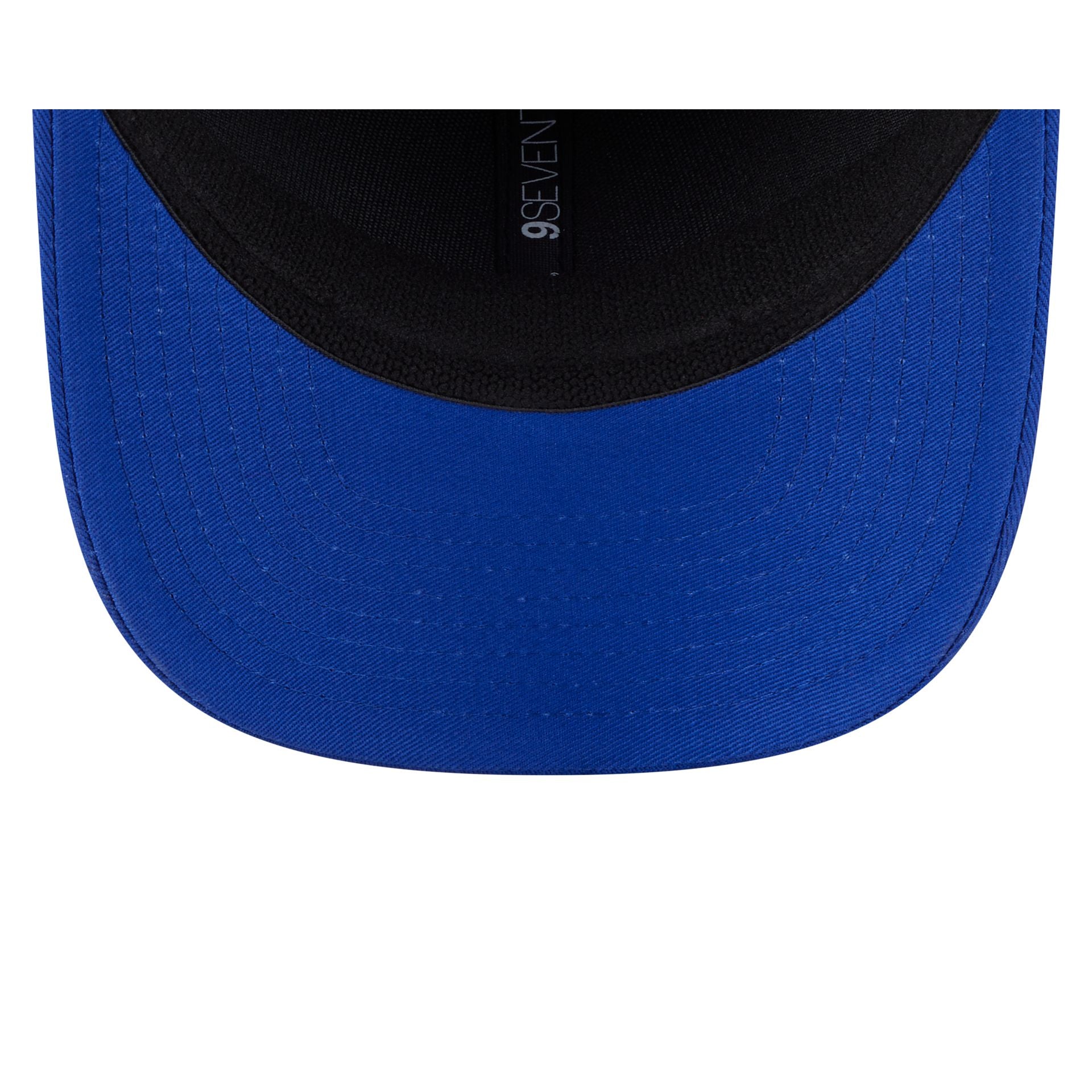 New York Knicks Circle Patch 9SEVENTY Stretch-Snap Hat - Image 7