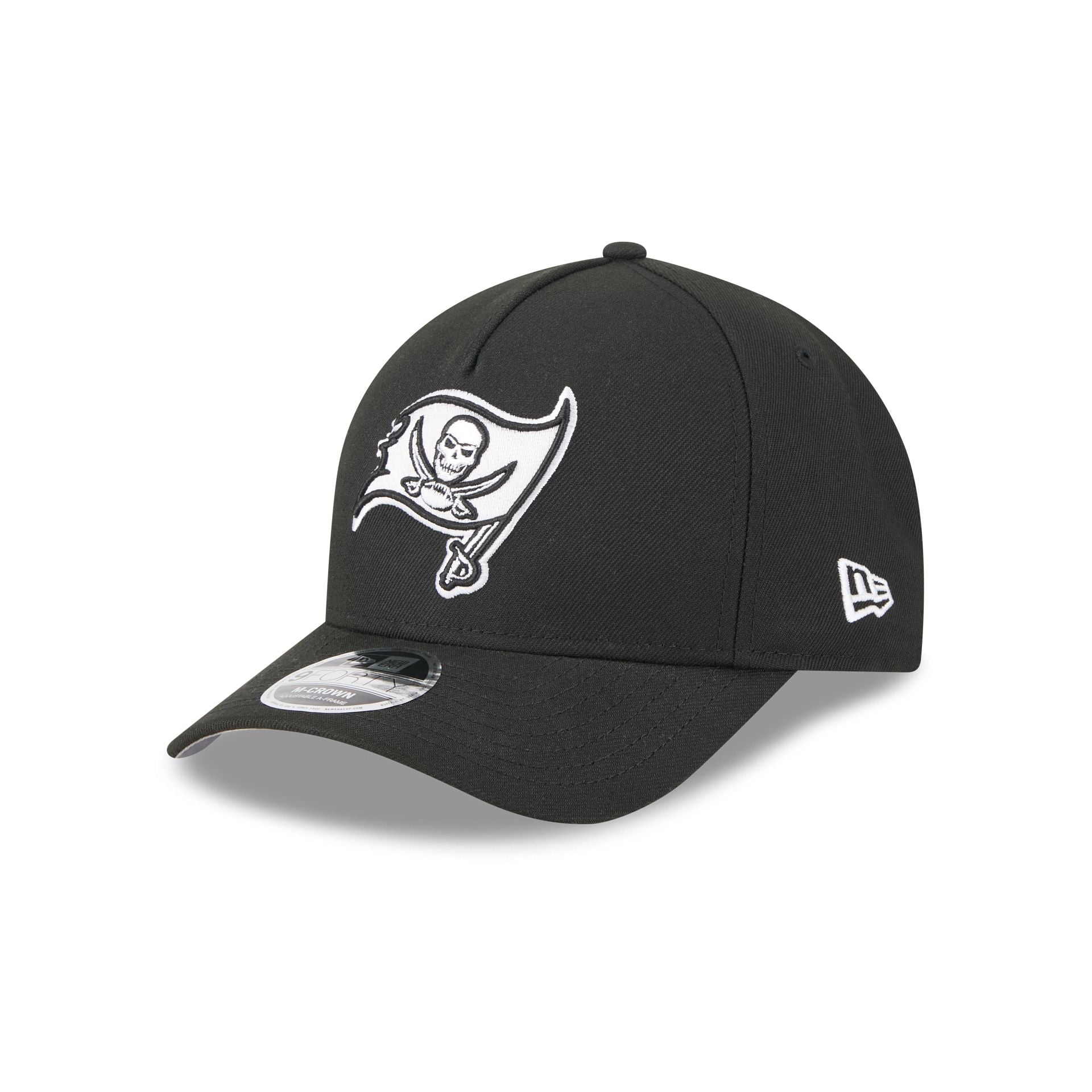 Tampa Bay Buccaneers Black & White 9FORTY M-Crown A-Frame Snapback Hat