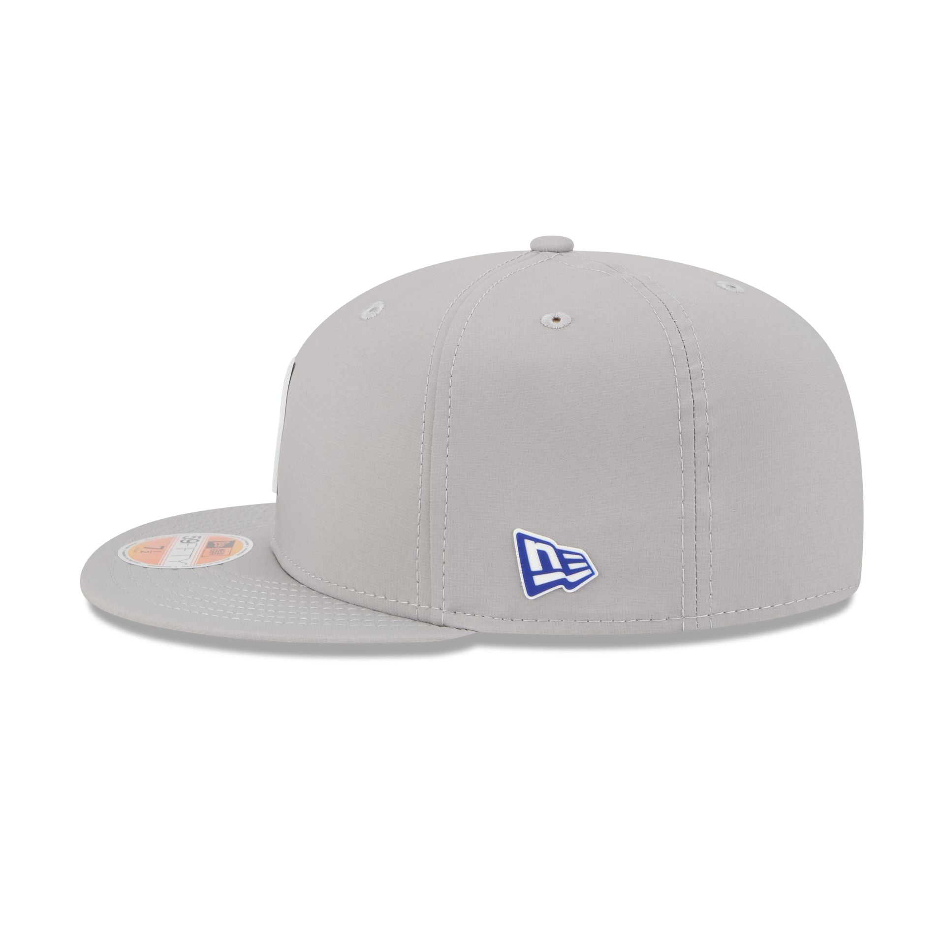 Buffalo Bills 2025 Sideline Hot Weather Gray 59FIFTY Fitted Hat - Image 4